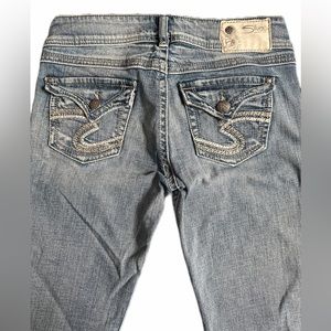 Silver McKenzie Capri Women’s Size 26 Inseam 20 Great Condition Lightwash